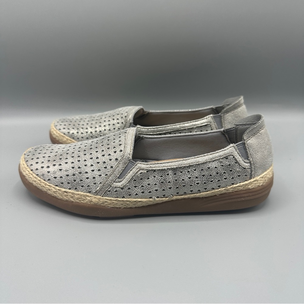 Clarks Slip On Espadrille Flats Women’s Size 6.5 M Pewter Grey